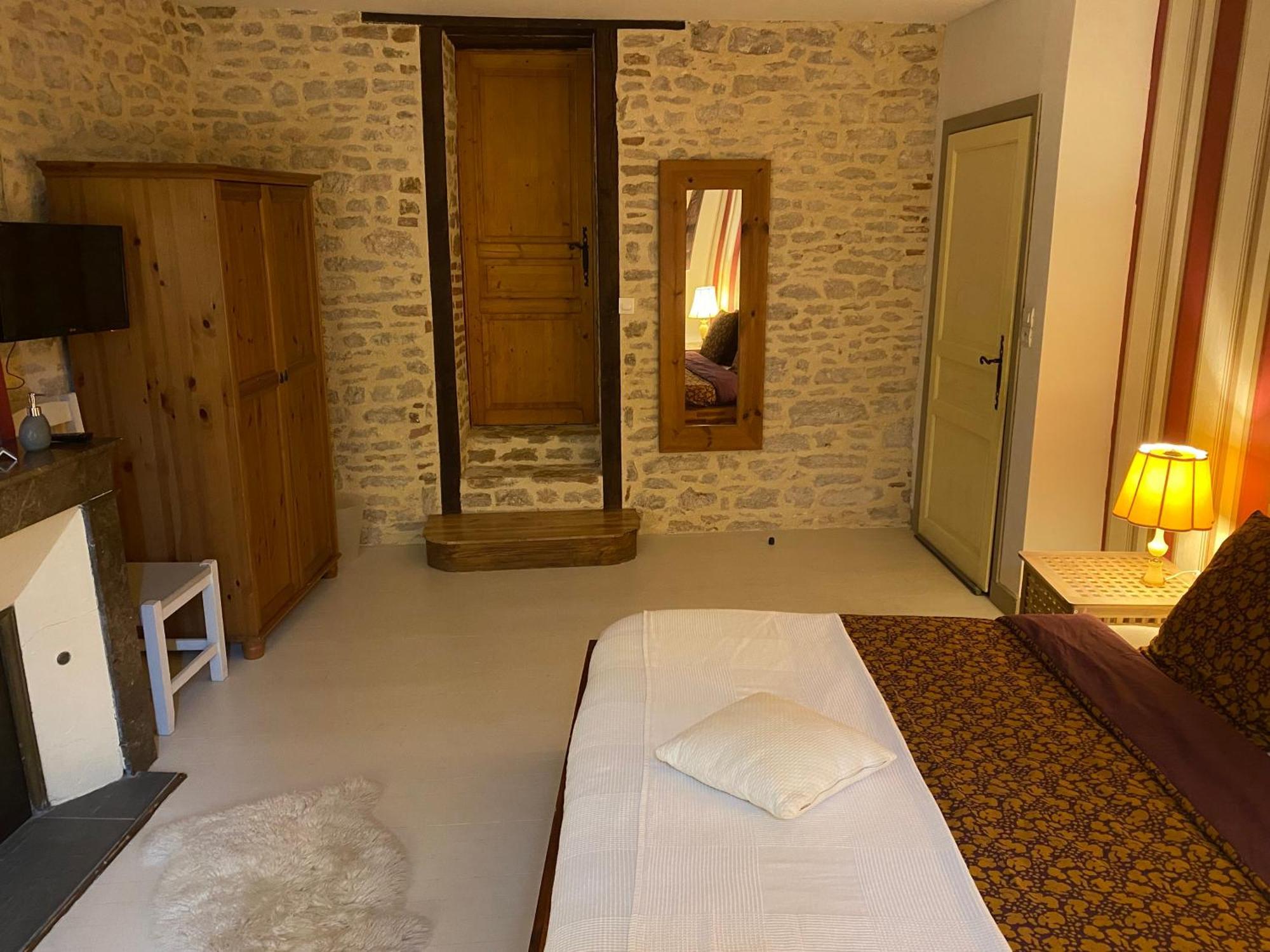Chambre D'Hotes Les 3 Cochons D'Olt Arcambal Dış mekan fotoğraf